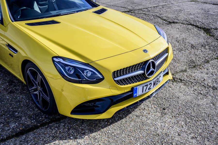 Детали экстерьера Mercedes-Benz SLC300 Final Edition (R172) 2019 года  (UK) (фото 19 из 19)